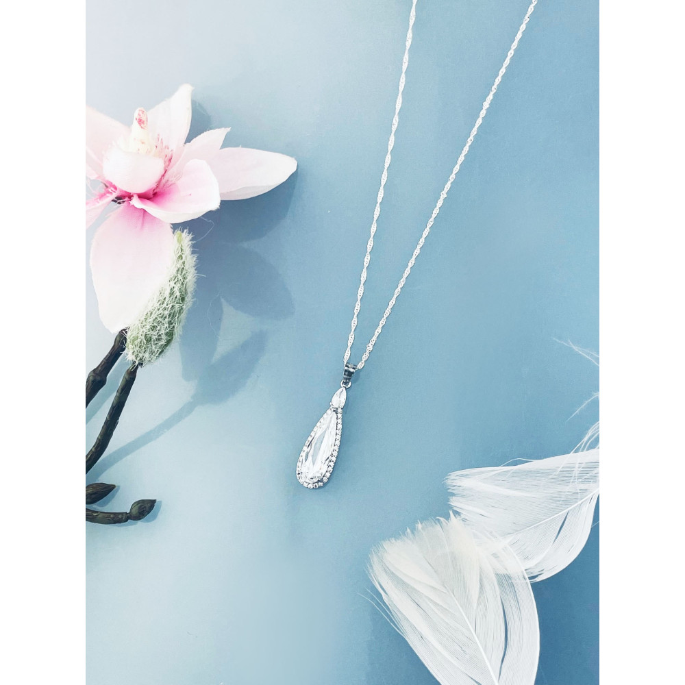 Srebrny wisiorek zawieszka łezka kropelka z cyrkoniami