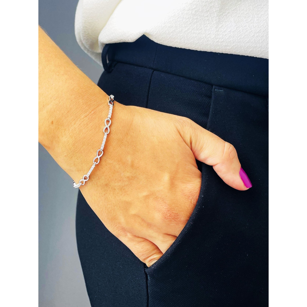 Silberarmband 925 für Frauen mit Zirkonia in Form eines Unendlichkeitssymbols