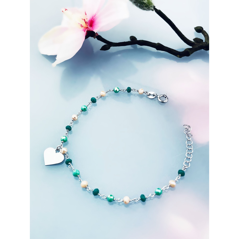 Srebrna bransoletka z zielonymi kamyczkami i sercem