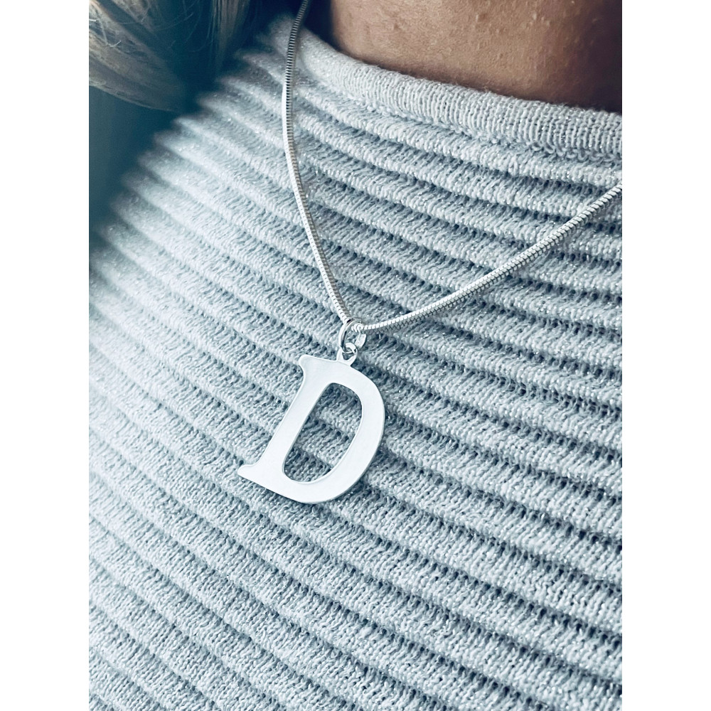 Srebrny wisiorek zawieszka literka D