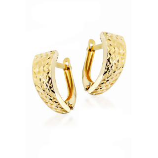 Złote kolczyki frezowane