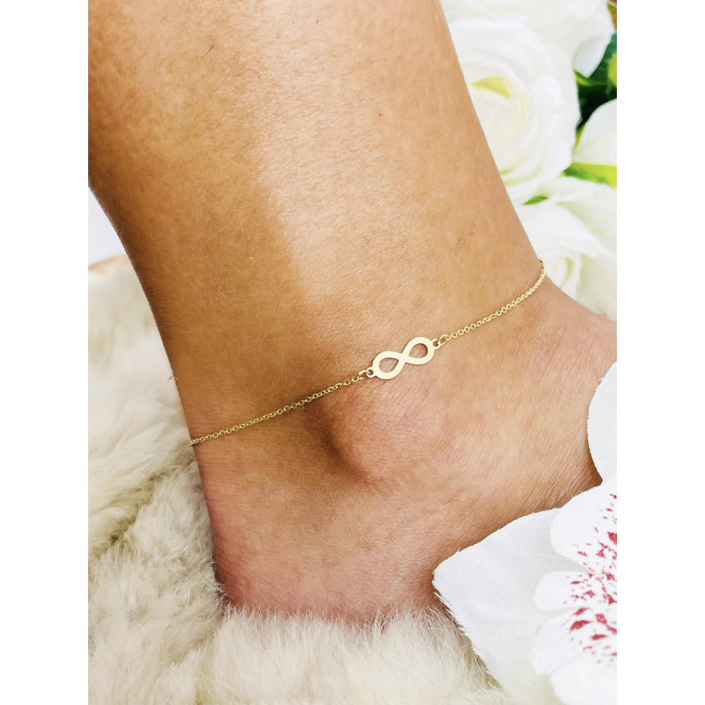 Złota bransoletka na nogę nieskończoność