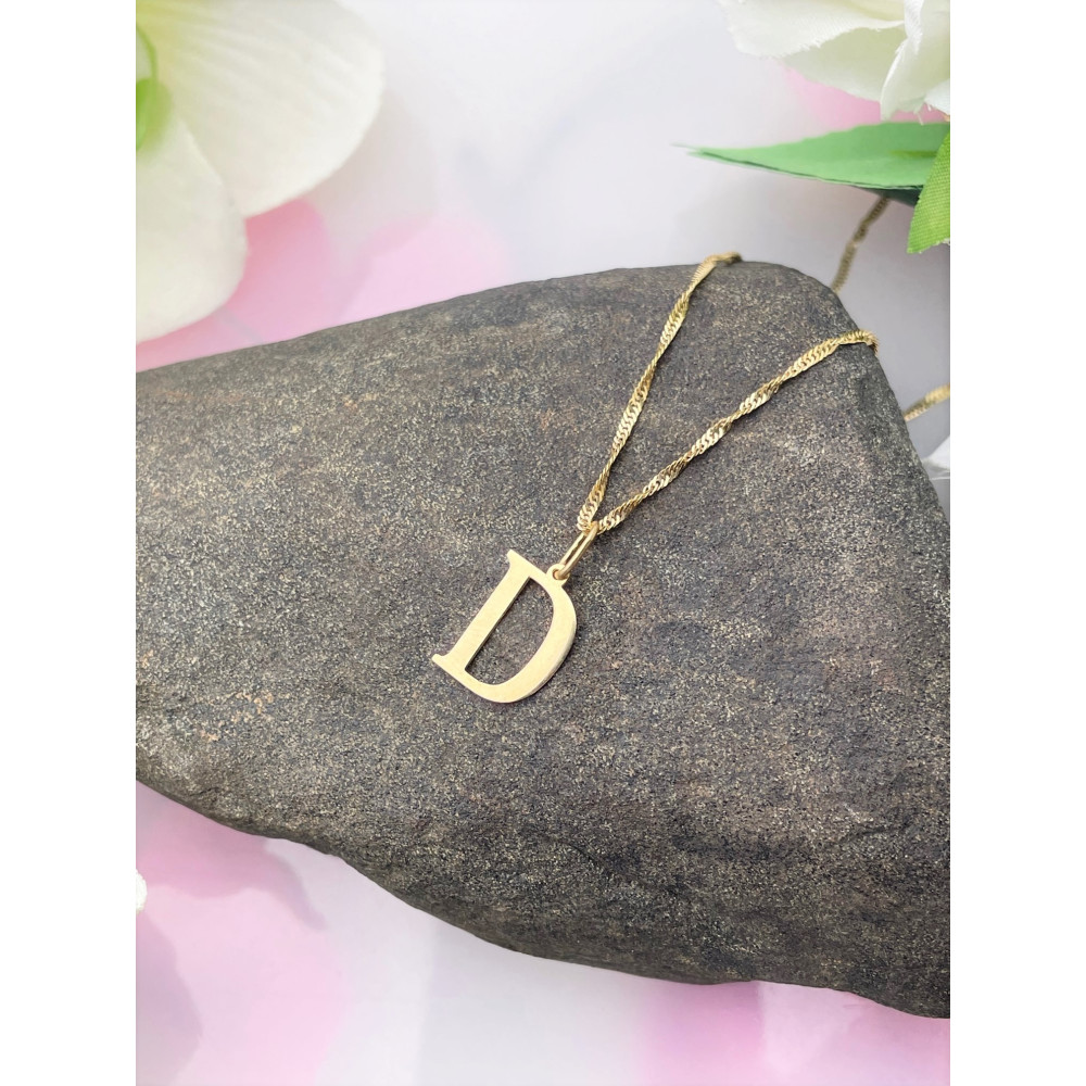 Złoty wisiorek zawieszka literka D