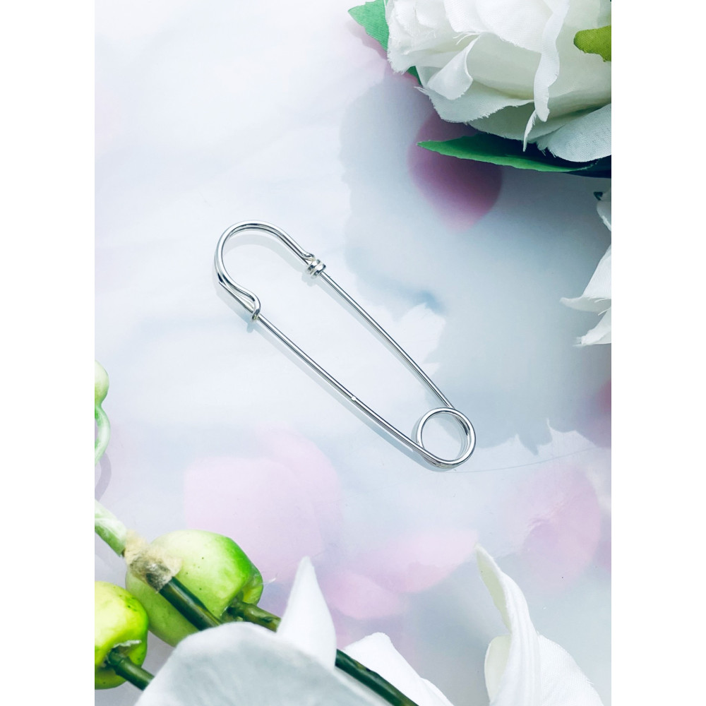 Srebrna broszka agrafka