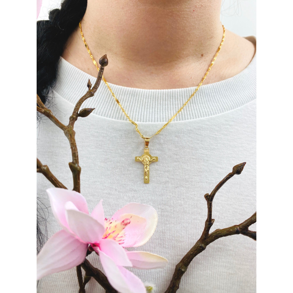 Złoty krzyżyk Jezus Chrystus INRI