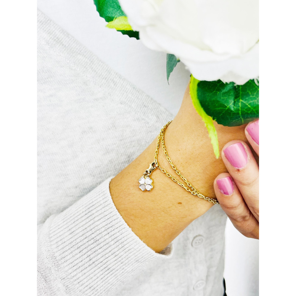 Złota zawieszka charms koniczynka figurka bikolor