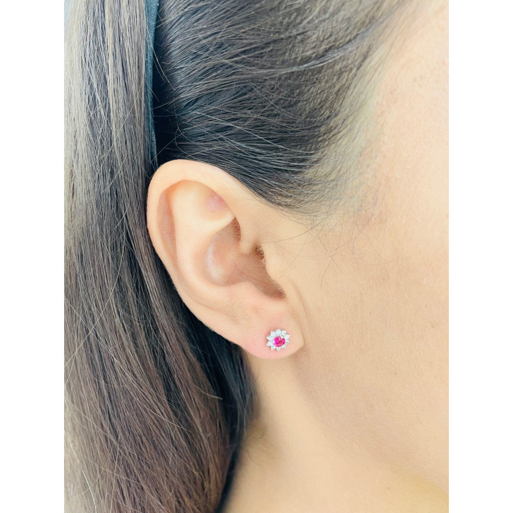 Silberne Ohrringe mit Zirkonia Blume