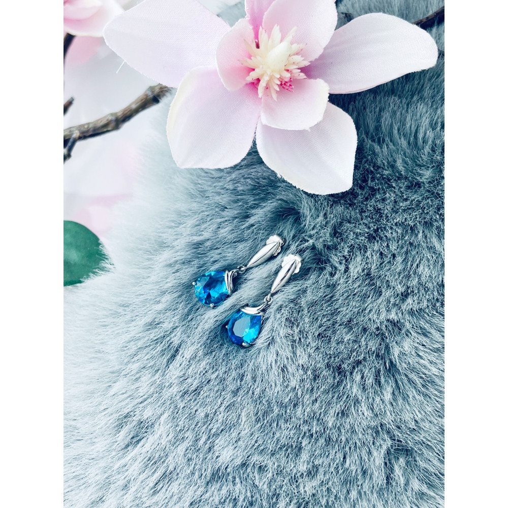 copy of Złote kolczyki przecinki z cyrkoniami