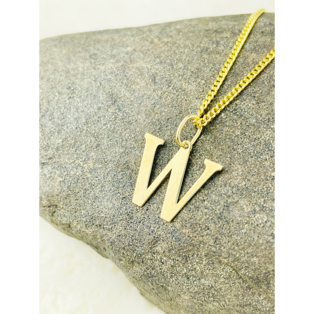 Złoty wisiorek zawieszka literka W klasyczna prosta