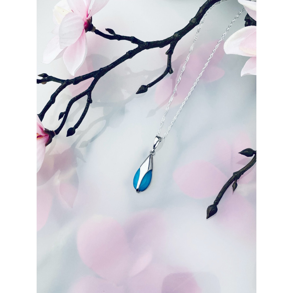 Srebrny wisiorek zawieszka kropla niebieski opal