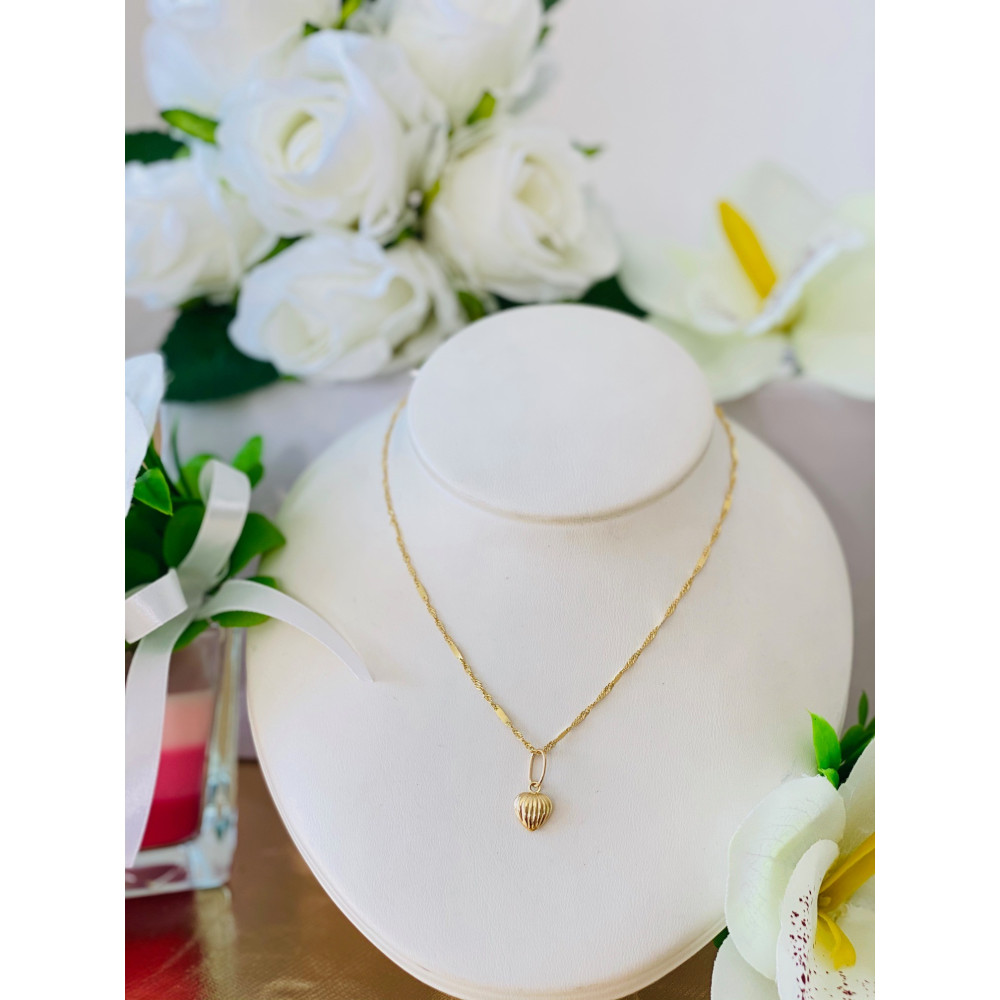 Złoty wisiorek zawieszka serce