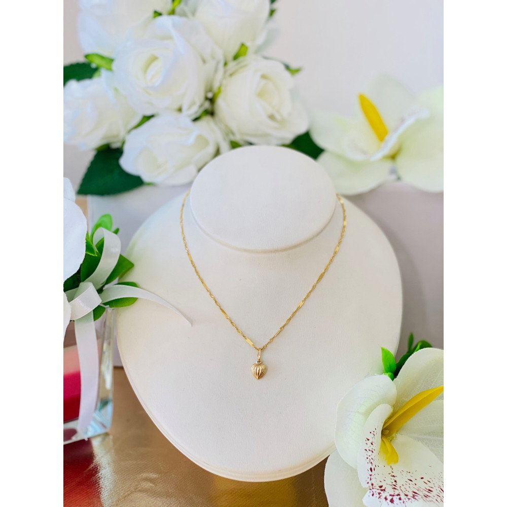 Złoty wisiorek zawieszka serce