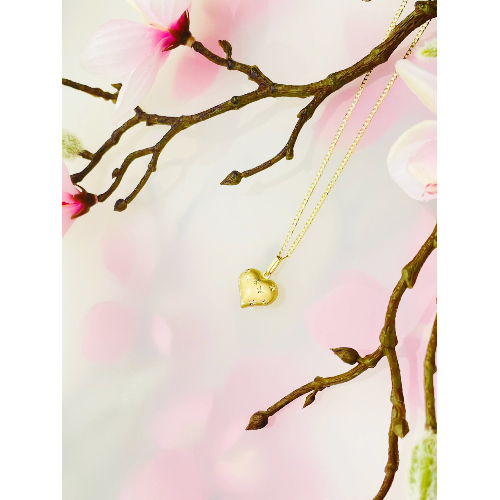 Złoty wisiorek zawieszka serce frezowane figurka