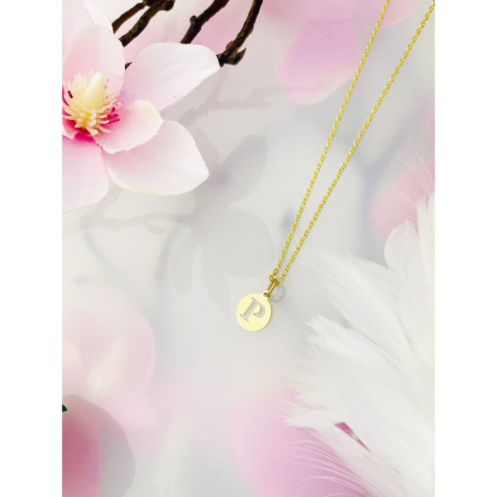 Złoty wisiorek zawieszka literka P