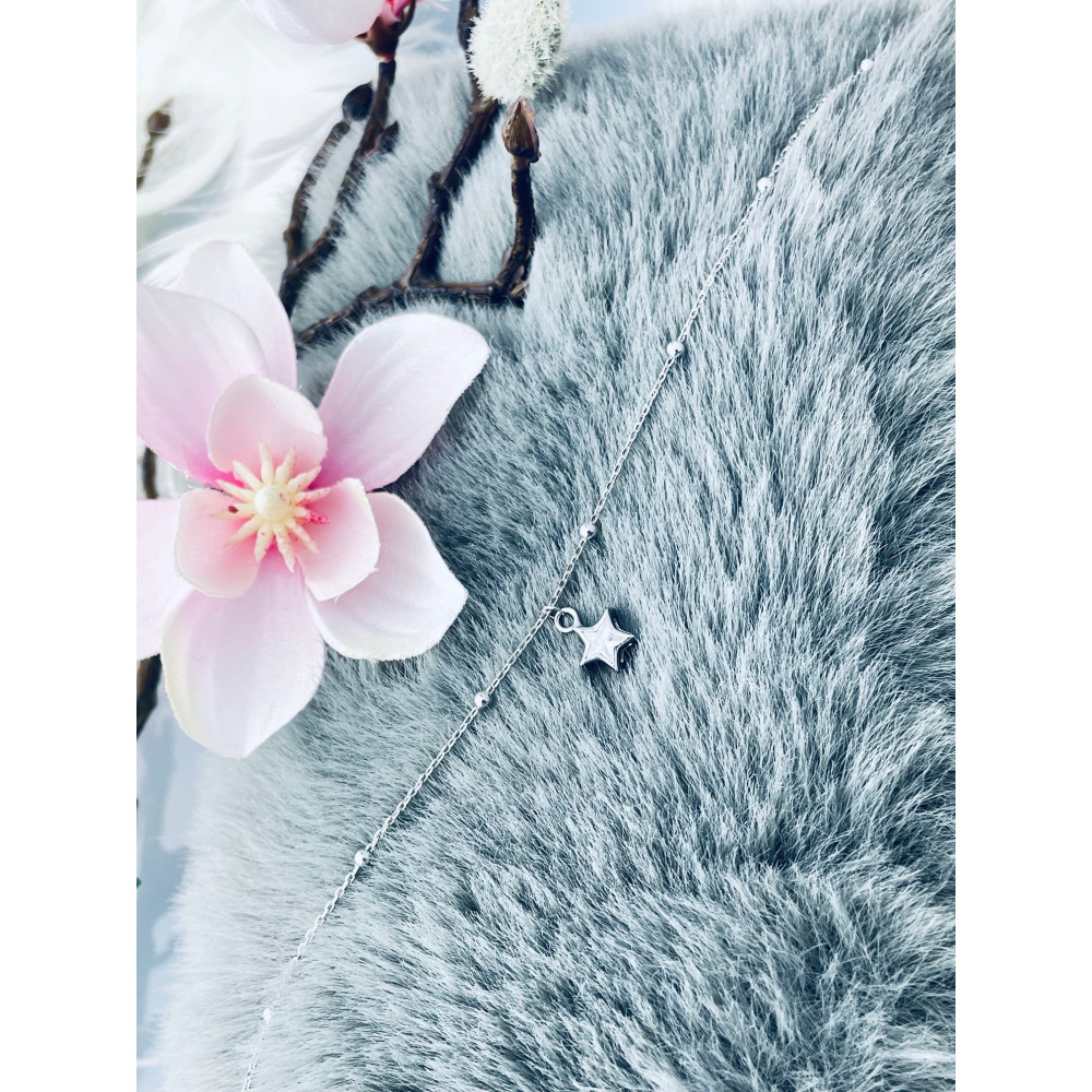 Srebrna bransoletka na nogę gwiazdka z cyrkonią