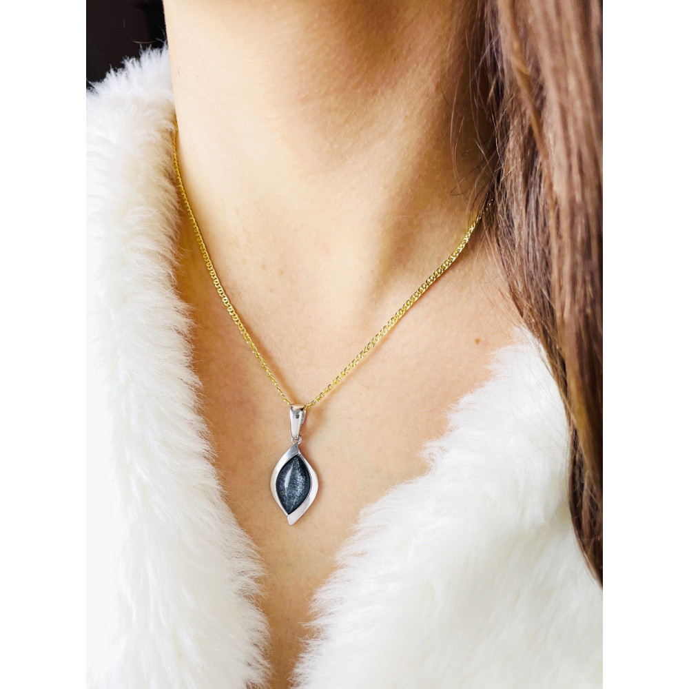 copy of Złoty wisiorek zawieszka rozeta ażurowa