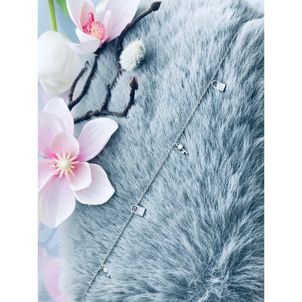 Srebrna bransoletka na nogę z cyrkoniami kłódka kluczyk