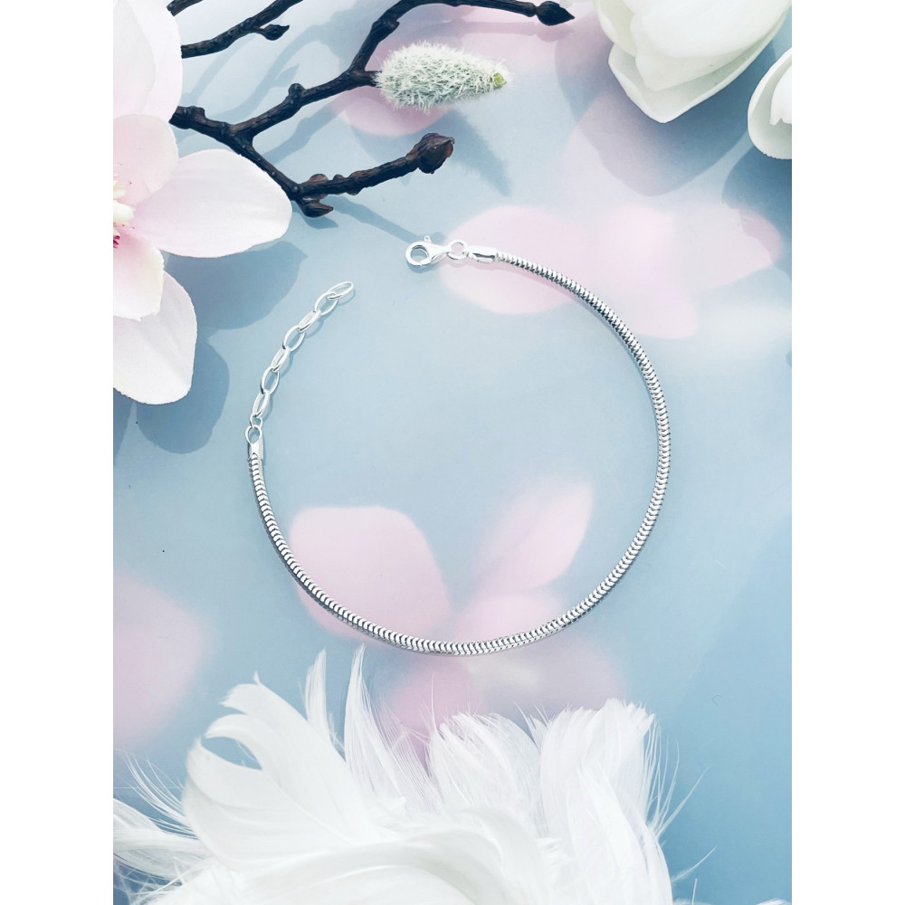 Srebrna bransoletka wężyk charms