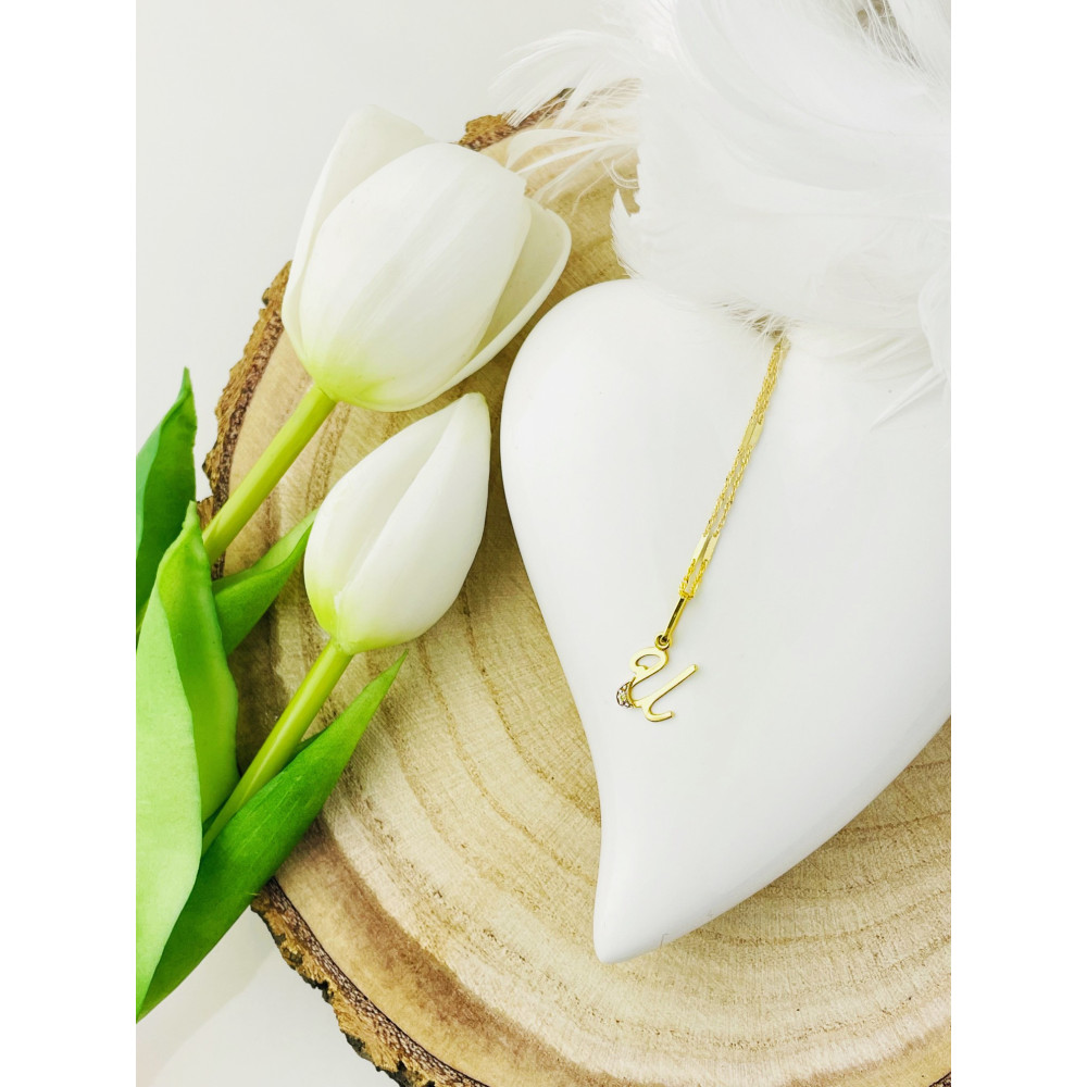 Złoty wisiorek zawieszka ozdobna literka U z cyrkoniami