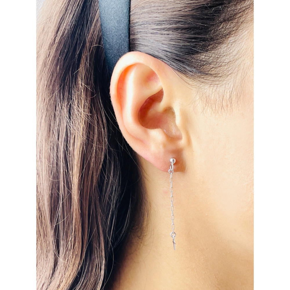 Srebrne kolczyki wiszące krzyżyk